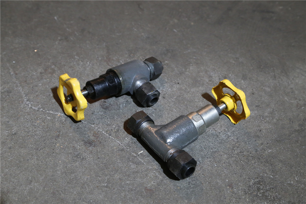 氨制冷配件丝扣截止阀的使用特点