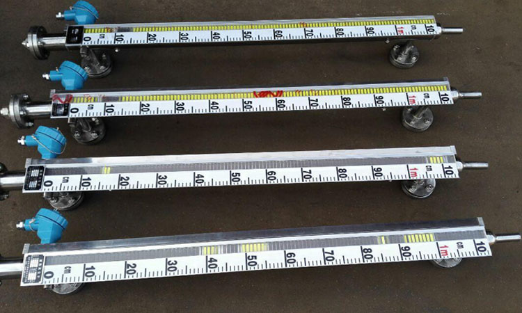 液氨用磁翻板液位计可报警